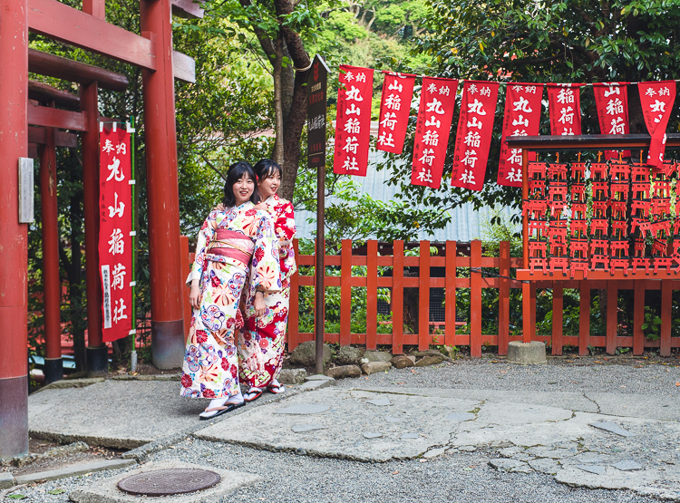 Posing at the Maruyama Inari Shrine