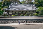 2020/03/27 | Looking up at the Sanmon of Engaku-ji